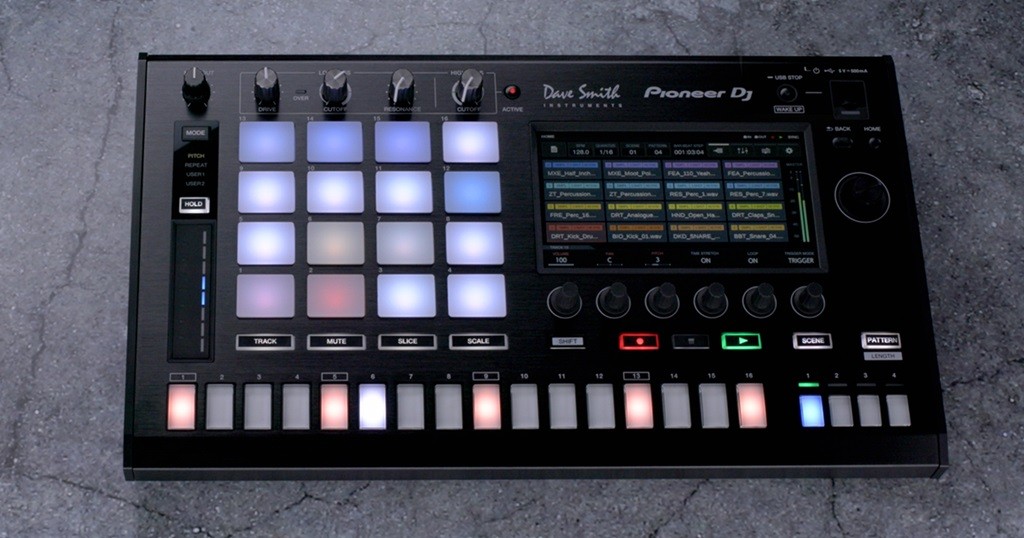 Colaboración entre Pioneer DJ y Splice para potenciar el sampler TORAIZ SP-16 2 toraiz-sp-16-launch-2