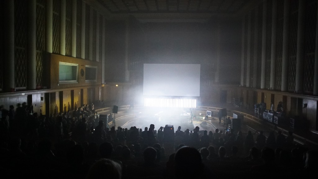 Este sábado 5 de mayo se celebra la segunda edición de MIRA Berlin 3 19.Takami Nakamoto _ Sébastien Benoits present REFLECTIONS_1_REFUGI_preview