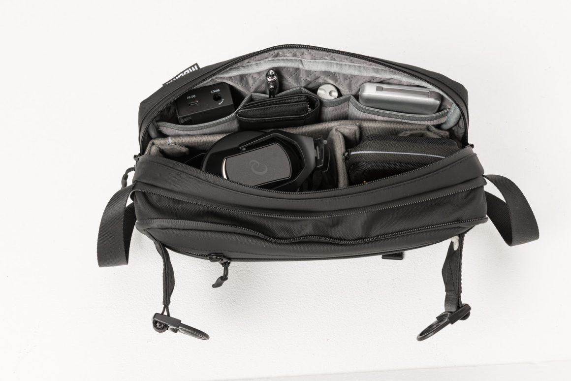 Compartimentos interiores acolchados de la Magma X-BAG