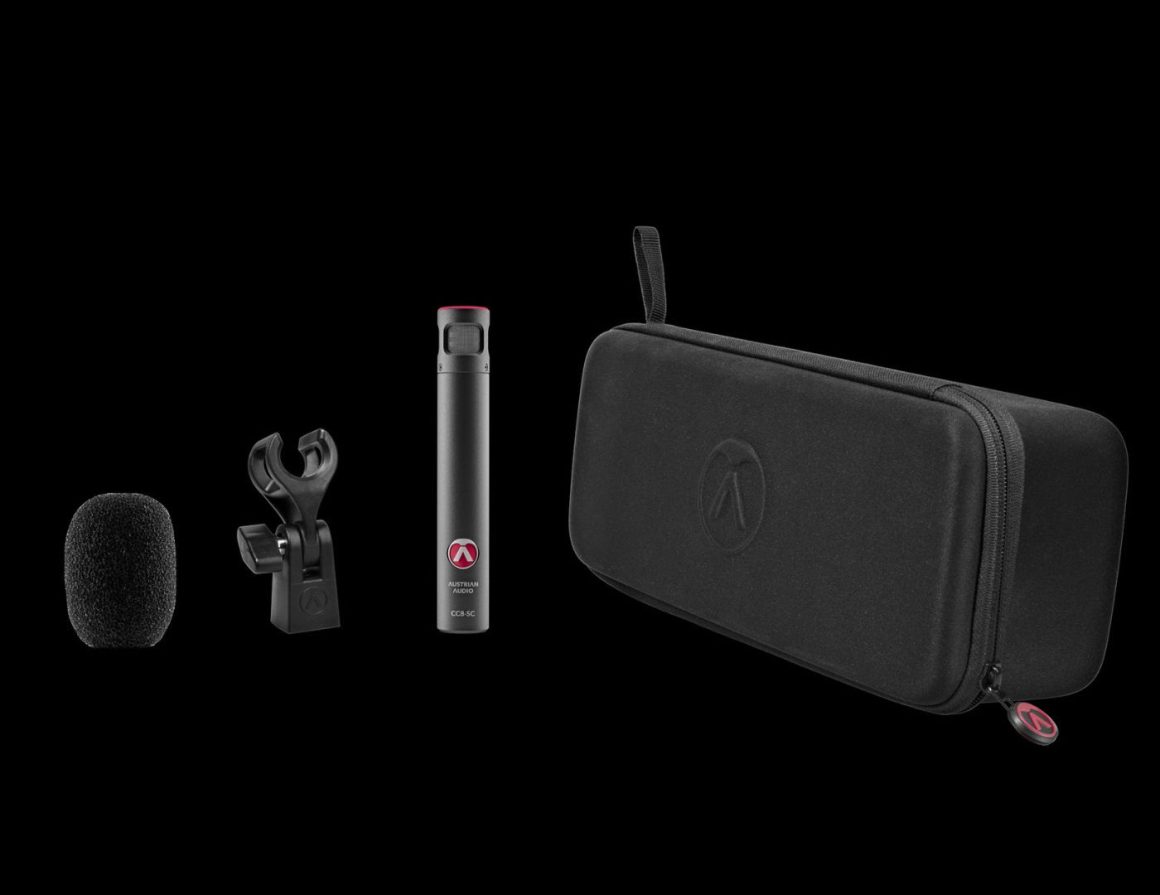 Pack completo del Austrian Audio CC8-SC con clip, filtro antiviento y estuche de transporte