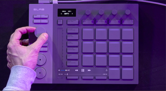 Producir un track con AlphaTheta SLAB y Serato Studio usando samples y chops