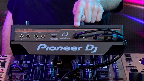 AlphaTheta RMX-IGNITE con conectividad USB, Pro DJ Link y entradas y salidas para cabina DJ