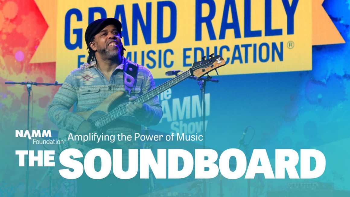 NAMM Show 2026 Victor Wooten actuando en el Grand Rally for Music Education