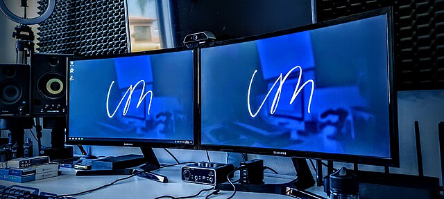 IA producción musical: 7 cosas que no te enseña (y por eso muchos y muchas no avanzan) 2 IA producción musical en home studio con DAW y equipo de producción