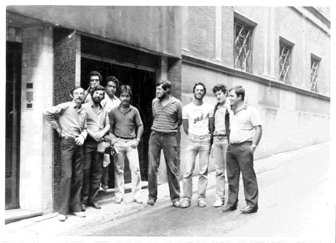 Ecler DJ y la historia de los mixers: así es el documental sobre la marca nacida en Barcelona 3 Ecler DJ y la historia de los mixers con parte del primer equipo de la marca en Barcelona